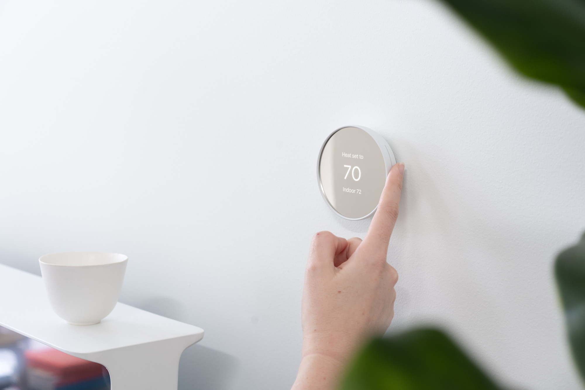 Google-Nest-Thermostat-Key-Features